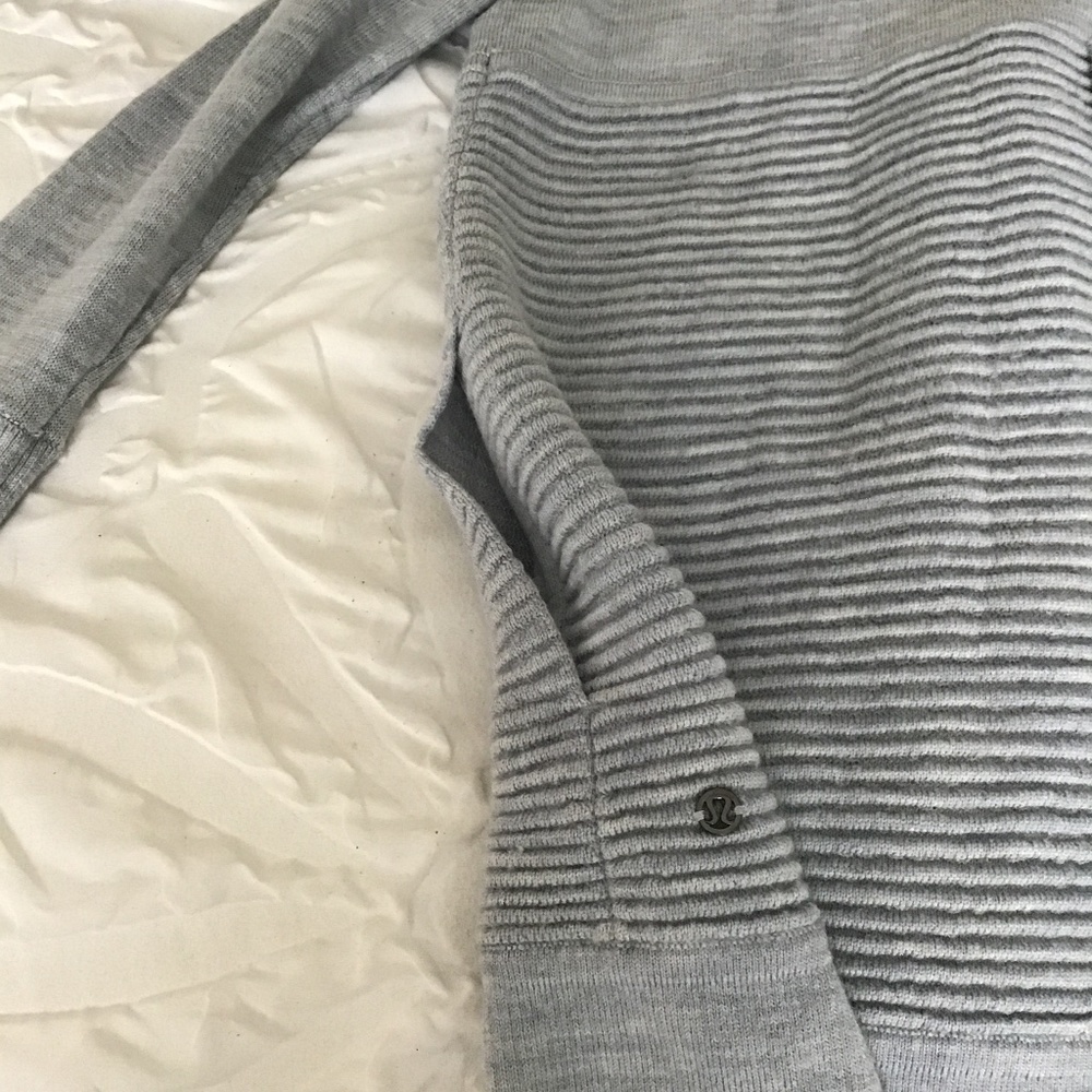Lululemon Sit in Lotus Wrap Cardigan - Picture 7 of 7